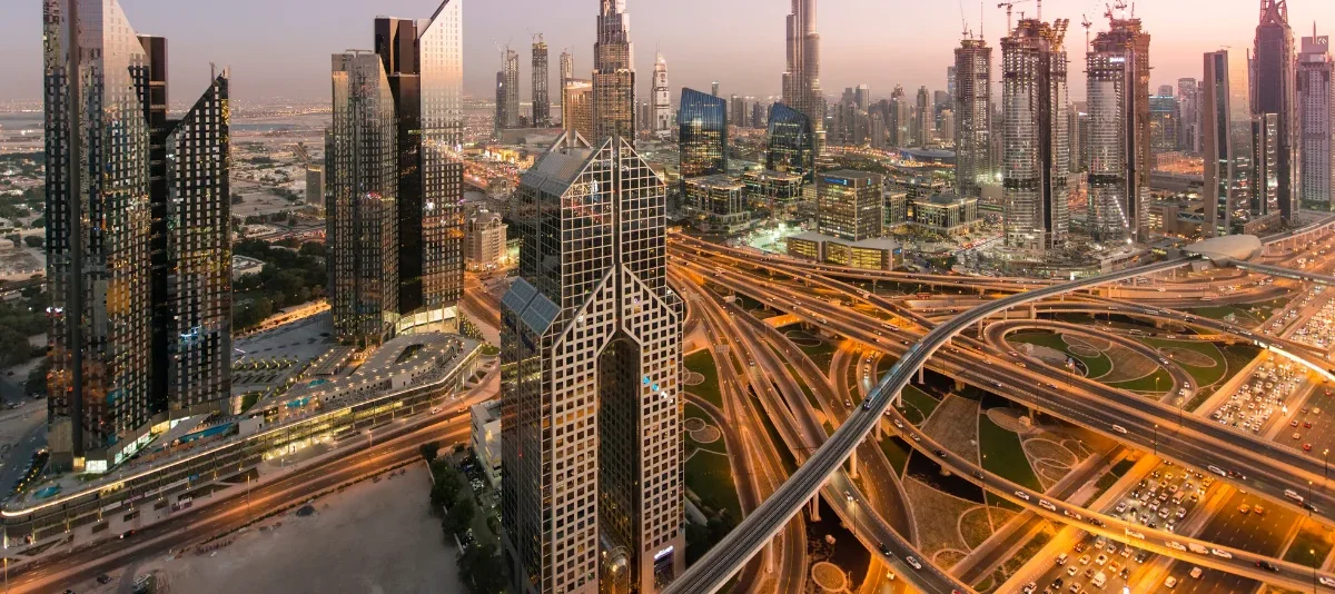 Employment Law in the DIFC – Protecting Your Rights and Interests 1 Dubai city skyline representing business and Employment Law in the DIFC