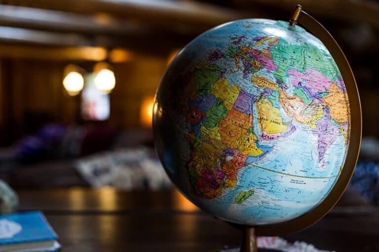 How Should Employers Handle Immigration Status?