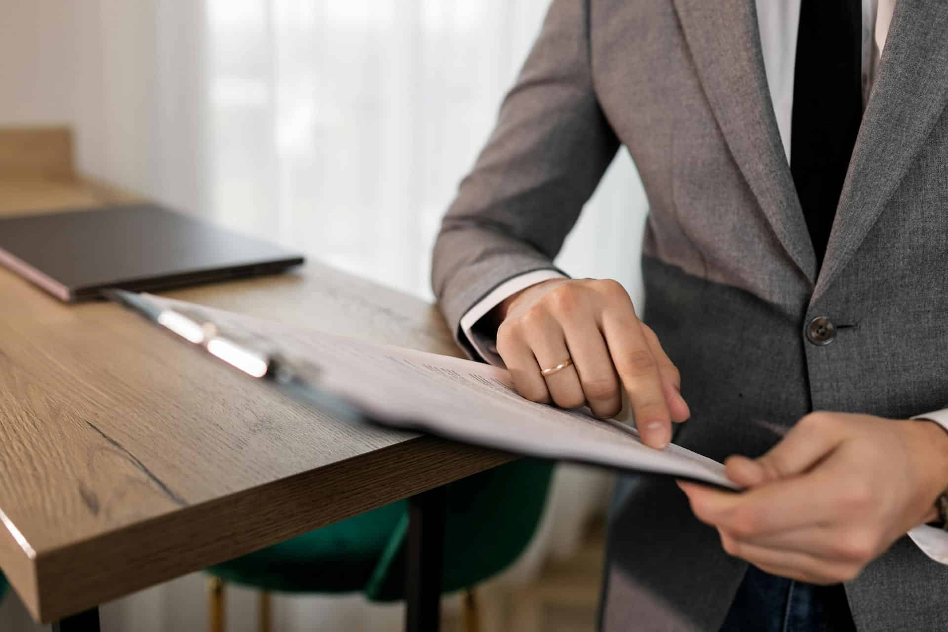 commercial lease process manchester