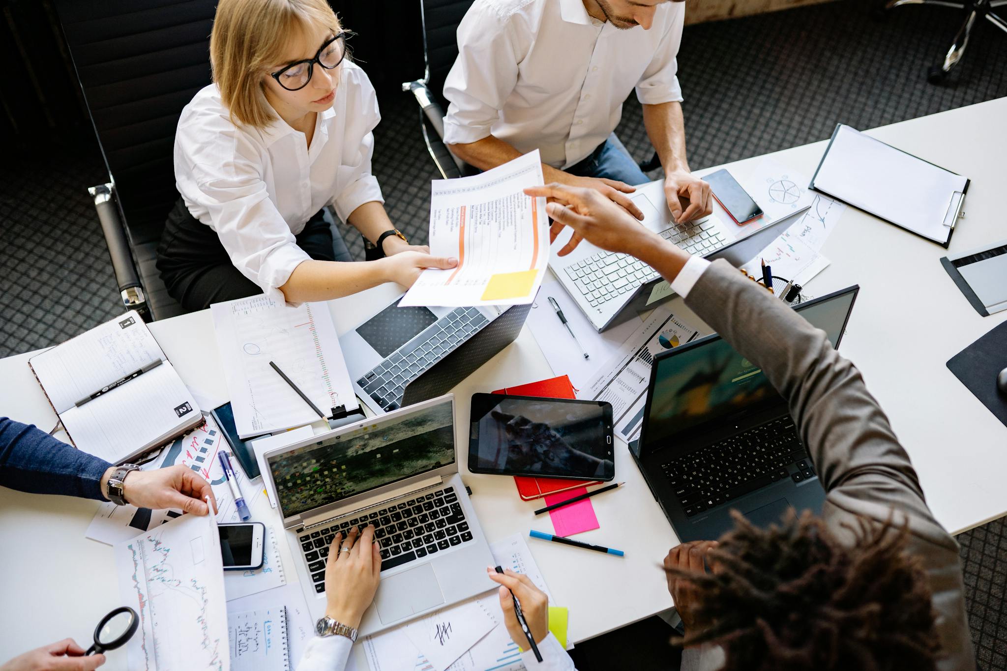 Regulatory Investigations Lawyer and Support 1 Regulatory investigations lawyer and support for UK businesses