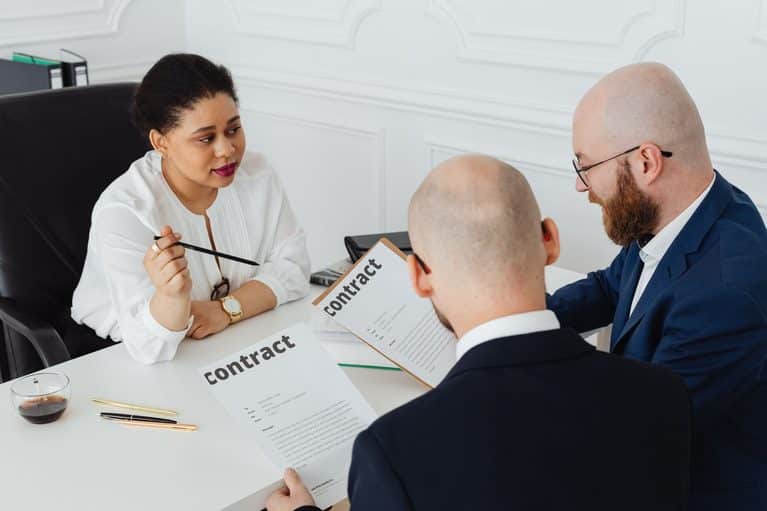 Contract Variation: How to Change a Contract Legally in the UK